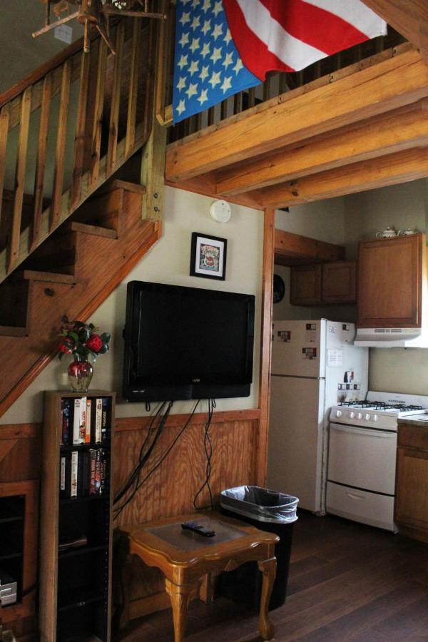 Berry Creek Cabins Bed & Breakfast Isabel Luaran gambar